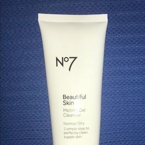 No7 Melting Gel Cleanser/HypoAllergenic/5 FL Oz.